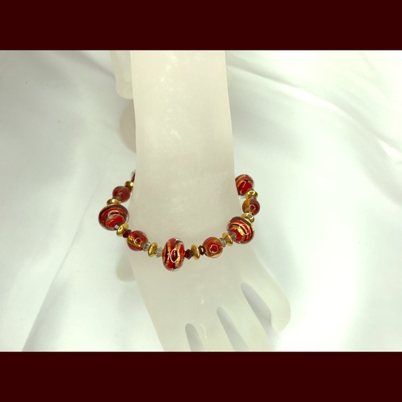 Handmade glass and crystal bead bracelet - Picture 2 of 4